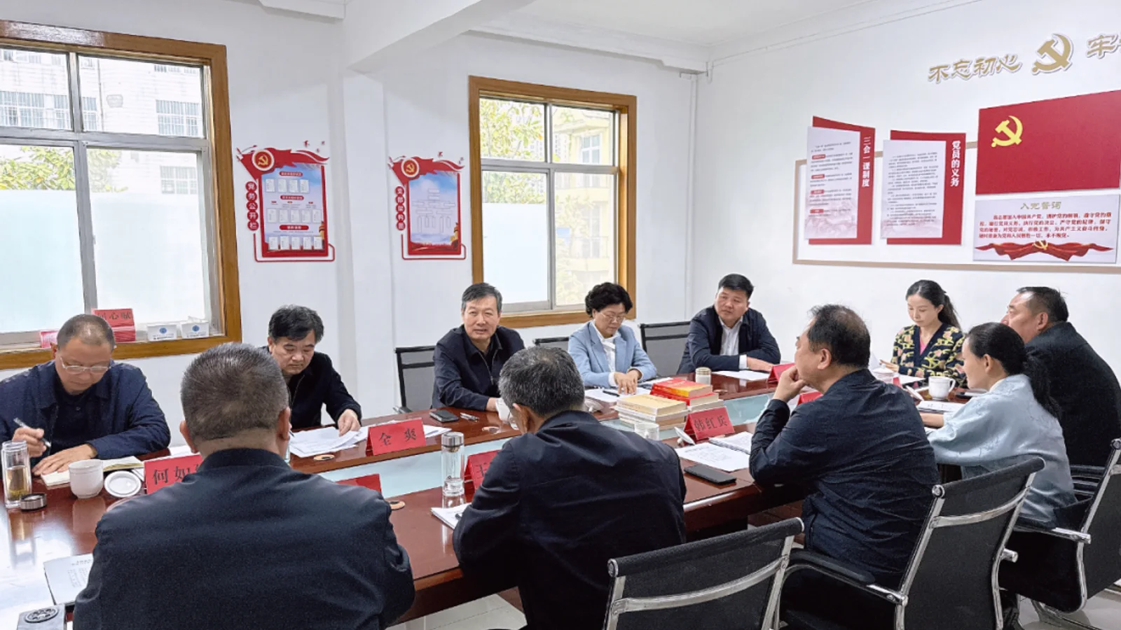 市政协农业和农村委员会赴南阳市振方职业培训学校召开“发展智慧农业”专题研讨会